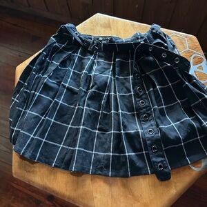 Hot topic plaid skirt